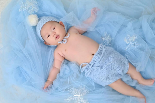 微山孕妇三个月肚子多大